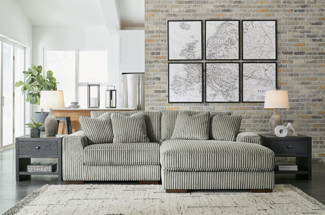 Lindyn Sectional with Chaise