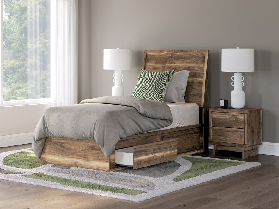 Chirason Bed - Esencia Home Furniture (Fontana, CA)
