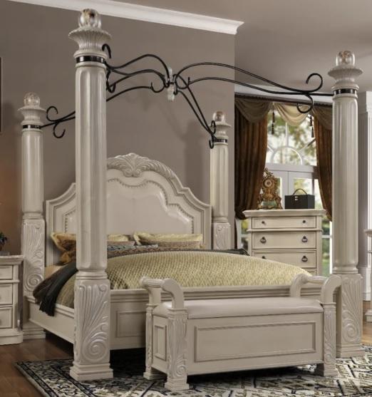 McFerran Home Furnishing B6006 Cal King Canopy Bed
