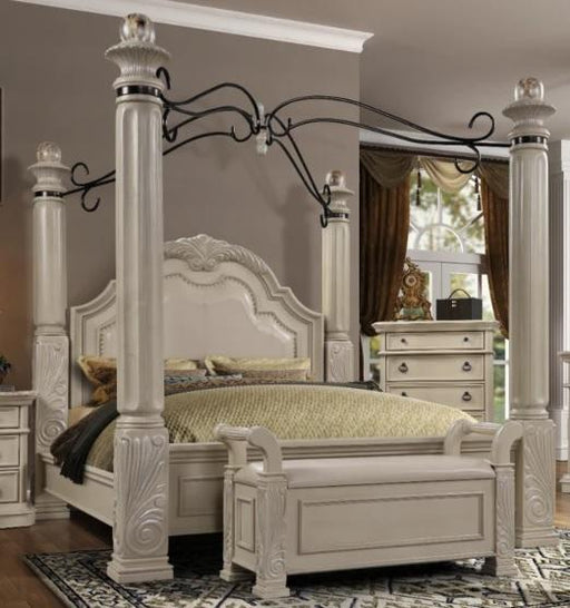 McFerran Home Furnishing B6006 King Canopy Bed image