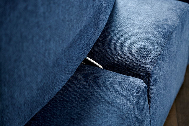 Stavanger 2-Seater w/ Square Ottoman